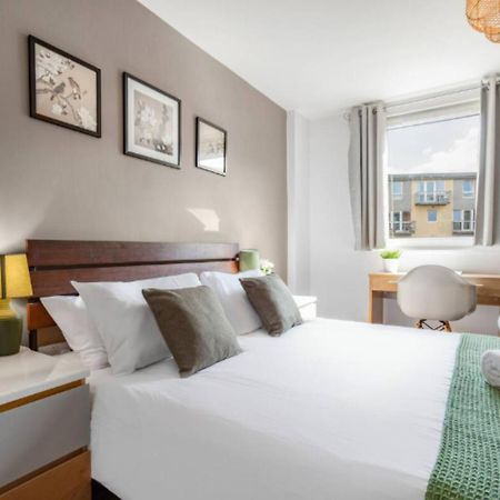 Oriental Suite 2 Bed 2 Bath Netflix And Free Parking, Games- Maihom Бірмінгем Екстер'єр фото