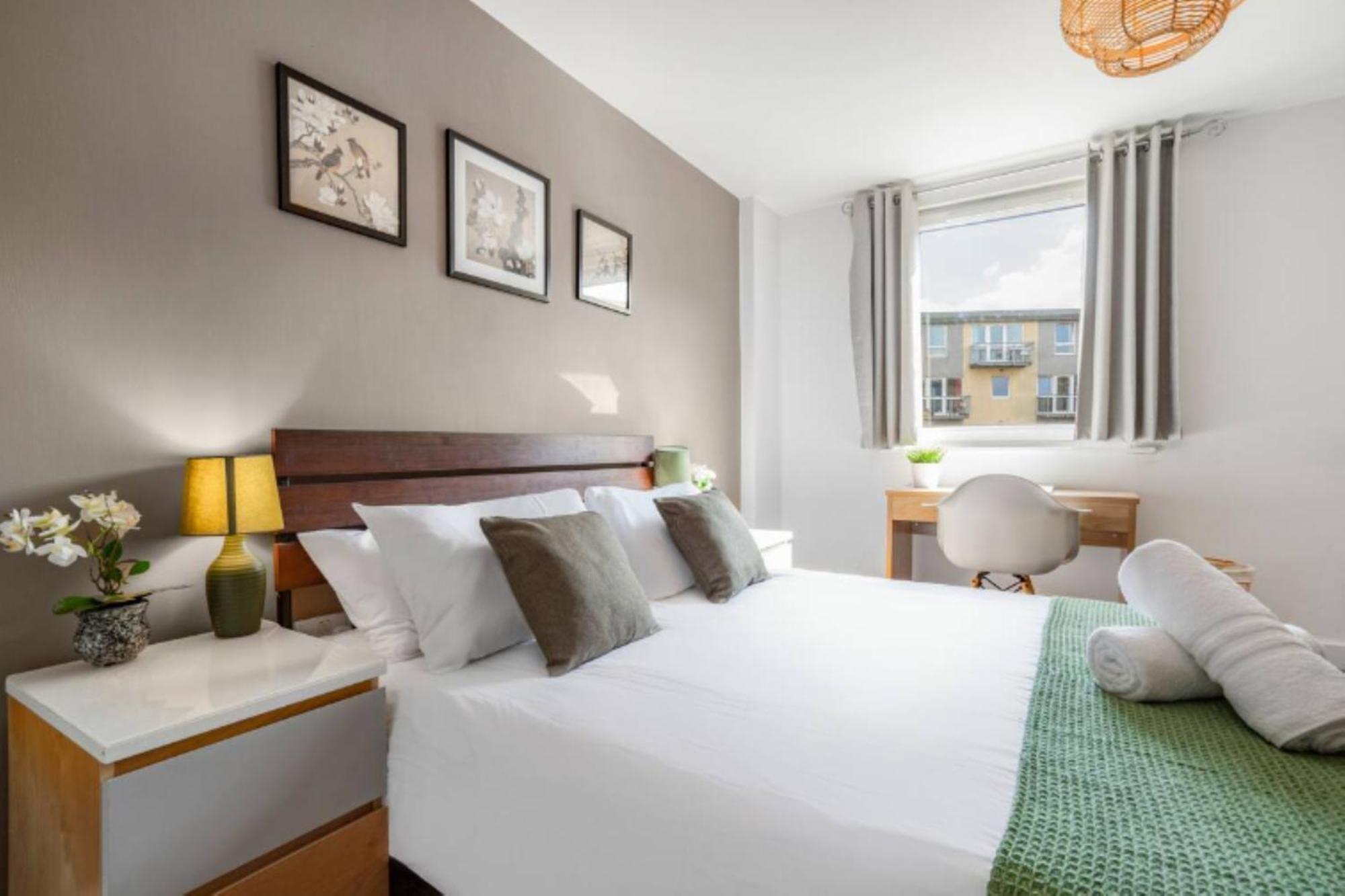 Oriental Suite 2 Bed 2 Bath Netflix And Free Parking, Games- Maihom Бірмінгем Екстер'єр фото