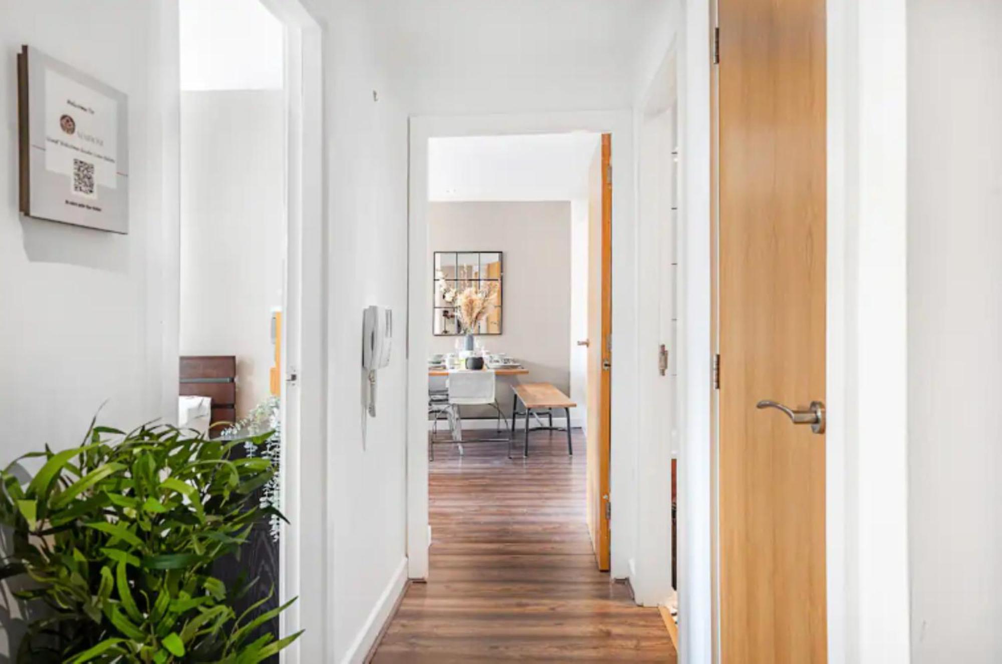 Oriental Suite 2 Bed 2 Bath Netflix And Free Parking, Games- Maihom Бірмінгем Екстер'єр фото