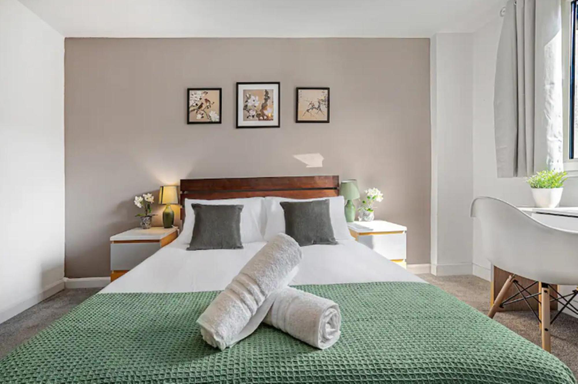 Oriental Suite 2 Bed 2 Bath Netflix And Free Parking, Games- Maihom Бірмінгем Екстер'єр фото